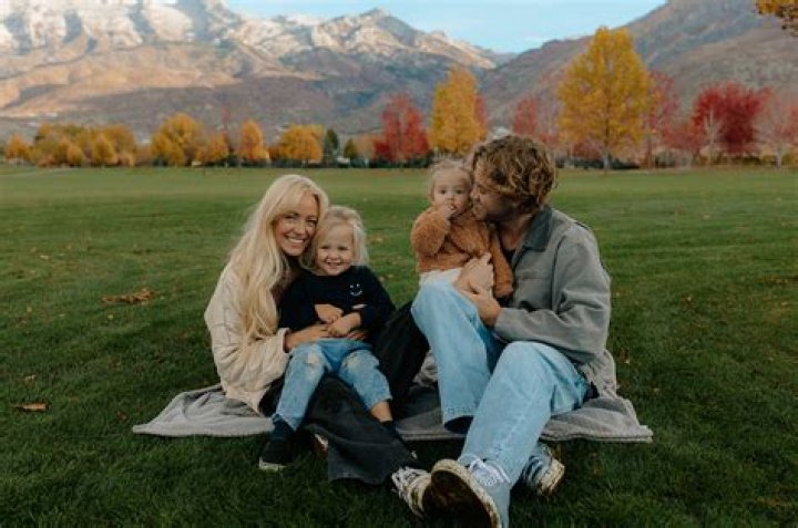 Who is Sarah Beeston’s husband, Derik Beeston?