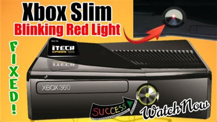 Why is my Xbox 360 blinking green?