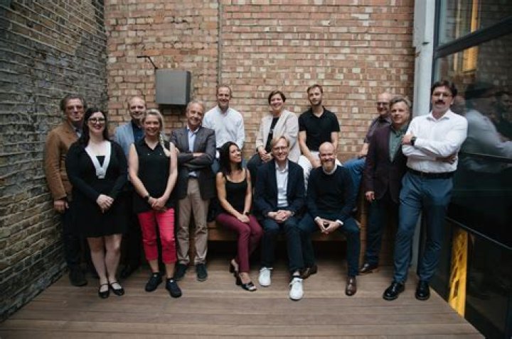 ZingX | Lance Henriksen Bio (Wiki)