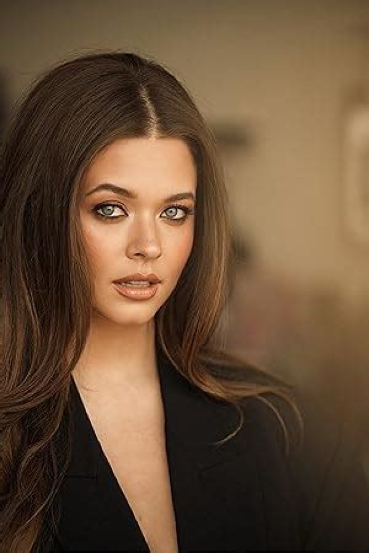 ZingX | Sasha Pieterse Bio (Wiki)